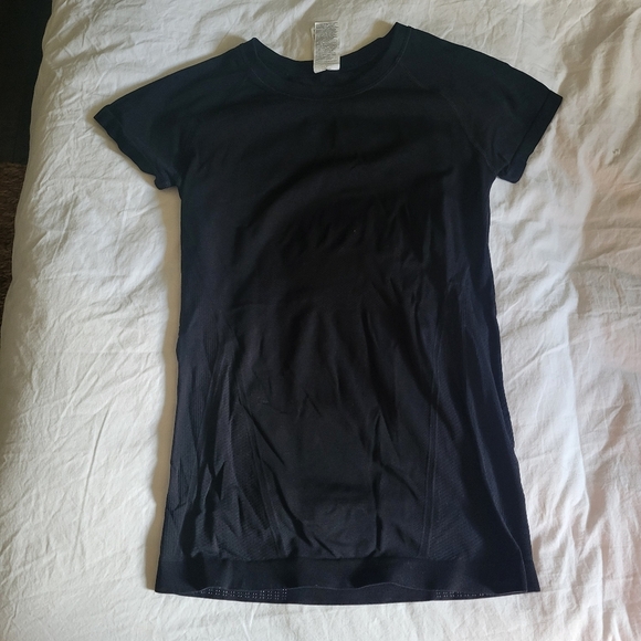 ATHLETA Momentum Seamless Heather Tee Black - XS - Picture 2 of 5